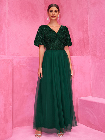 2025年のイブニングイベントに最適な、ハイスリット入りスパンコール付きダークグリーンマキシパーティードレス