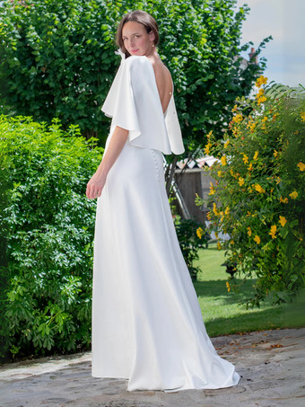 シンプルなウェディングドレス サテン生地 Vネック ハーフスリーブ レース ボールガウン 30cm ブライダルドレス