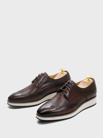 ブラウン メンズドレスシューズ 編み込みレザーダービーシューズ ポインテッドトゥ ローカット ブローグシューズ