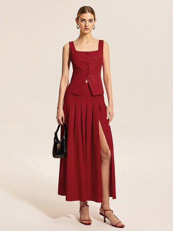 レッド スクエアネックベストトップとロングスリットスカートのツーピースセット（レッド）2025年夏