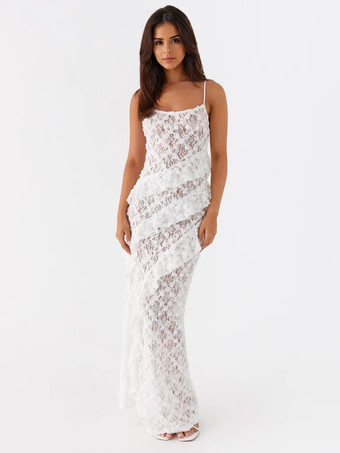 ホワイト 2025年夏、レイヤードフリルとオープンバックが特徴のホワイトレースマキシスリップドレス