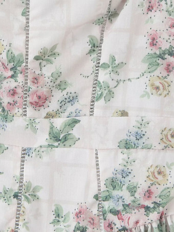 2025年夏のセミフォーマルイベントにぴったりのヴィンテージフローラルマキシスリップドレス