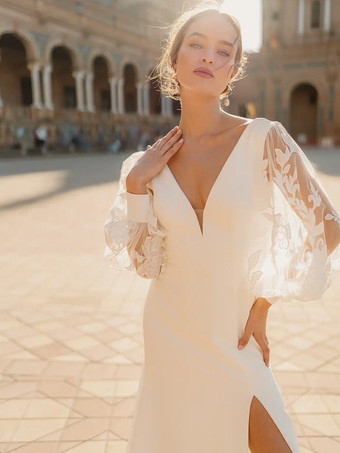 トレーン付きウェディングドレス、ボールガウン、長袖、レース、Vネック、ブライダルガウン