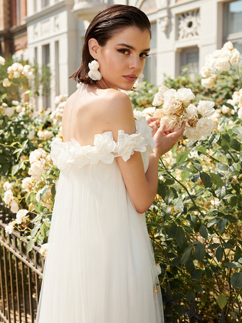 ショート丈ウェディングドレス Aライン バトーネック ノースリーブ 花柄 ブライダルガウン