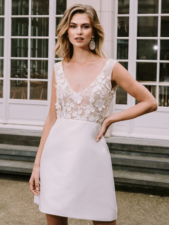 ショートウェディングドレス ショートVネック ノースリーブ Aライン ナチュラルウエスト サテン生地 ショートブライダルドレス