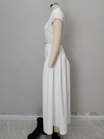様々なシーンに活躍するベルト付きウエストのホワイトシャツマキシドレス 2025