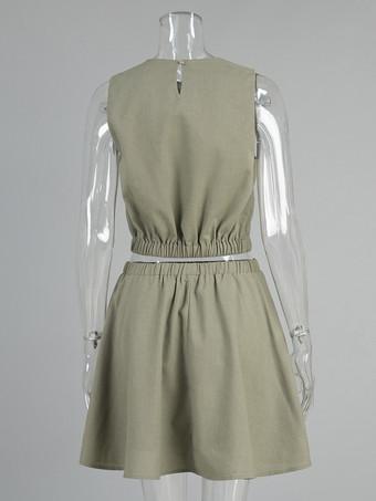 コットン＆リネンのノースリーブクロップトップとミニスカートの2ピースセット（2025年夏カジュアルウェア）