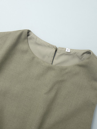 コットン＆リネンのノースリーブクロップトップとミニスカートの2ピースセット（2025年夏カジュアルウェア）