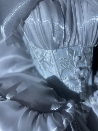 ロリータドレス、オフショルダーの甘い妖精JSKプリンセスドレス、リボンとチョーカーとアームバンドのセットアップ