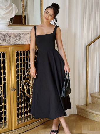 ブラック スクエアネック、ノースリーブ、Aライン、マキシドレス（2025年夏）