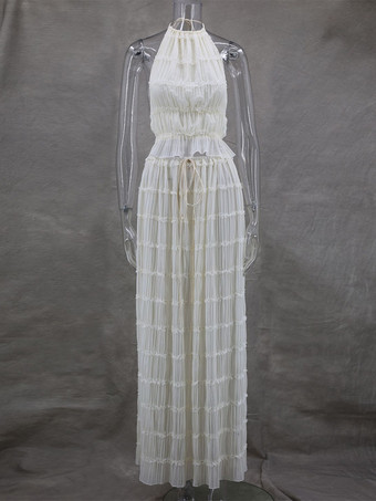 テクスチャードホルターネッククロップトップとロングスカートの2ピースコーデセット（ビーチ2025）