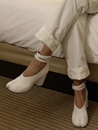 レッドチャンキーヒールパンプス、つま先スプリットアンクルストラップ、ヴィンテージパンプス（レディース）