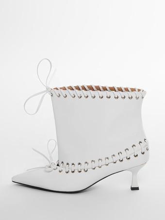 ホワイトアンクルブーツ レディース ポインテッドトゥ キトンヒール ブーティ