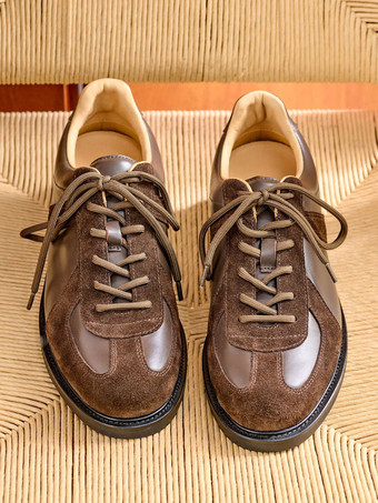 ユニセックス スエード ロートップ スケートスニーカー