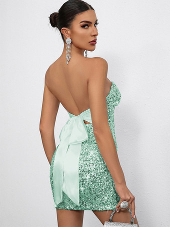 2025年のパーティーにぴったりな、スウィートハートネックとリボンバックのスパンコールボディコンミニドレス