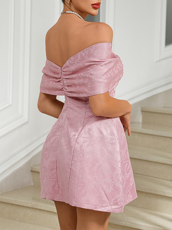 特別な日のためのオフショルダーのジャカードミニパーティードレス2025