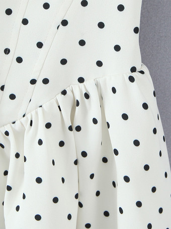 2025年夏向け、バックシャーリングのドット柄ノースリーブミニドレス