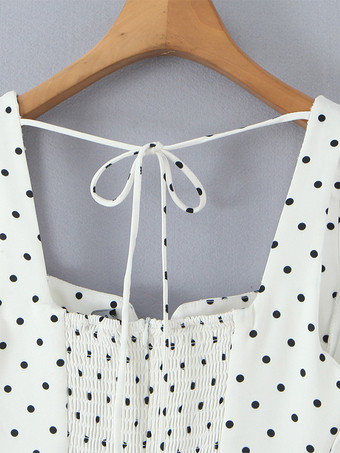 2025年夏向け、バックシャーリングのドット柄ノースリーブミニドレス