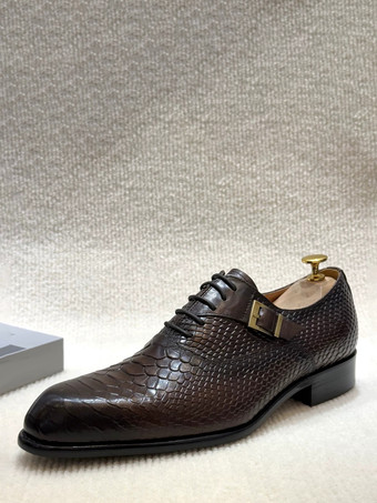 ブラウンメンズドレスシューズ トレンドのスネークエンボスレザー ビジネスオフィスシューズ