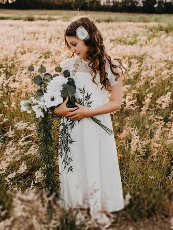 ホワイトウェディングフラワーガールドレス 特別な日のドレス ホワイト 半袖 リボン