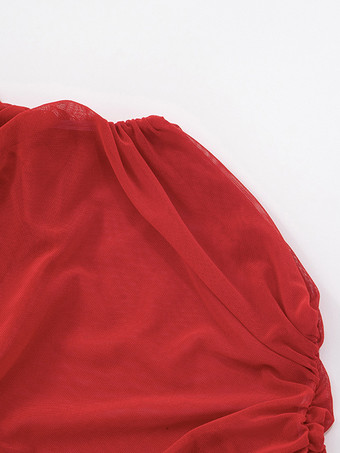 2025年夏向け、ハイネックのルーシュメッシュマキシガウン（レッド）