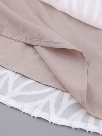 2025年夏向け、Vネックと長袖のジャカードミニドレス