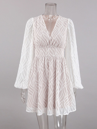 2025年夏向け、Vネックと長袖のジャカードミニドレス