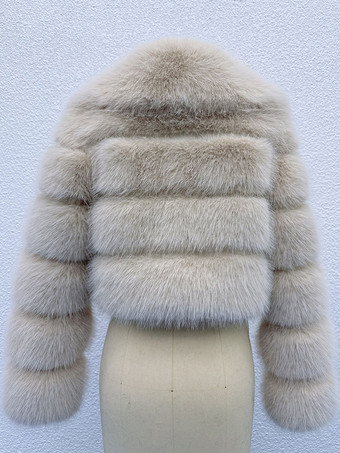 2025年冬向け、レイヤードスリーブとラペルデザインのフェイクファークロップジャケット