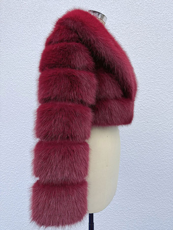 2025年冬向け、レイヤードスリーブとラペルデザインのフェイクファークロップジャケット