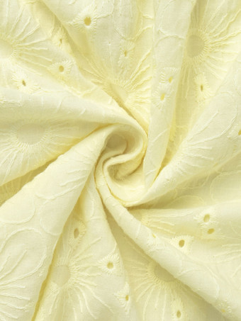 2025年夏にぴったりの、Vネックとパフスリーブのイエローアイレットミニドレス