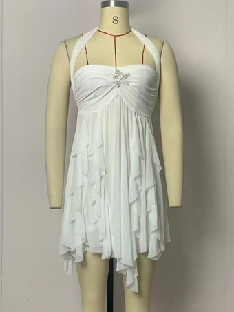 ホワイト 2025年夏にぴったりの、スカーフネックとレイヤードヘムのボヘミアンミニドレス