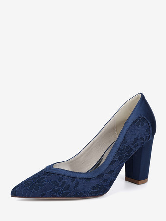ディープブルーレースのウェディングシューズ、ポインテッドトゥ、チャンキーヒールのウェディングゲストシューズ