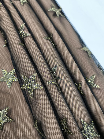 2025年夏、コルセット風タイとゴールドの星柄プリントが特徴の星空メッシュヴィンテージミディドレス