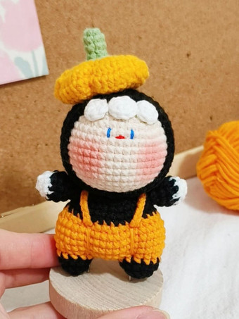 ブラック ハロウィンの手編みホリデーぬいぐるみ 魔女とカボチャのエルフ人形