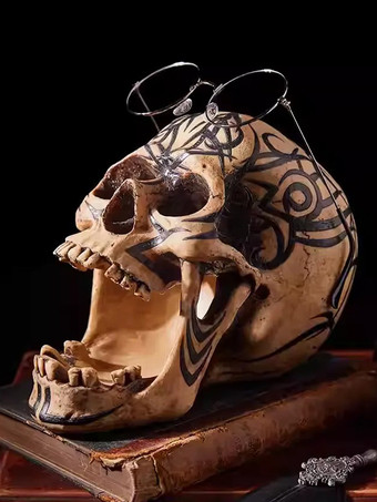 ディープアプリコットハロウィーンの頭蓋骨の彫刻 中世の暗い頭蓋骨の装飾