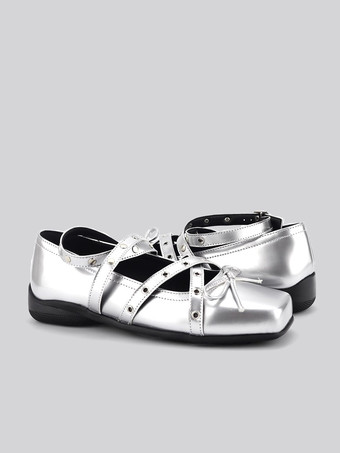 ブラックバレエフラット レディース スクエアトゥ チュクルディテール クリスクロス カジュアルシューズ