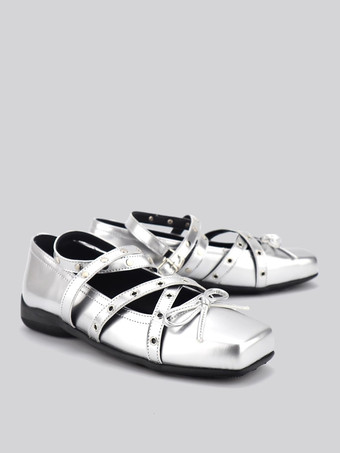 ブラックバレエフラット レディース スクエアトゥ チュクルディテール クリスクロス カジュアルシューズ