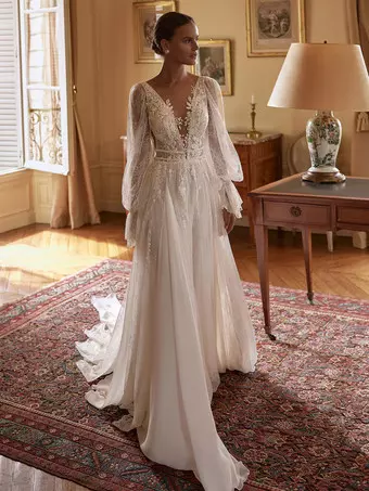 Boho Wedding Dress Chiffon Lace A-Line with Train Natural Waist Zipper Long Sleeves V-Neck White