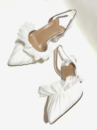 ホワイトウェディングシューズ、ポインテッドトゥ、フリル付きスリングバックパンプス（女性用）