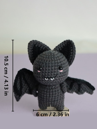 ハロウィンかぎ針編みぬいぐるみ 中空スケルトン コウモリとカボチャの編みぐるみ 手作りゴシック装飾