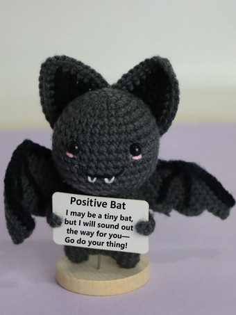 ブラック ハロウィンかぎ針編みぬいぐるみ 中空スケルトン コウモリとカボチャの編みぐるみ 手作りゴシック装飾