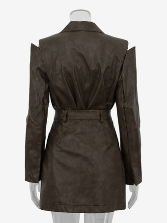 2025年秋冬 フェイクレザージャケット＆ミニスカートのツーピースコーデ