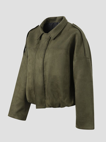 2025年秋冬向け、ボックスフィットのグリーンスエードジャケット