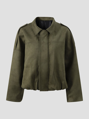 2025年秋冬向け、ボックスフィットのグリーンスエードジャケット