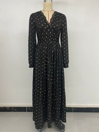 2025年秋冬、Vネックと長袖のバタフライプリントマキシスリットドレス