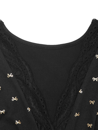 2025年秋冬、Vネックと長袖のバタフライプリントマキシスリットドレス