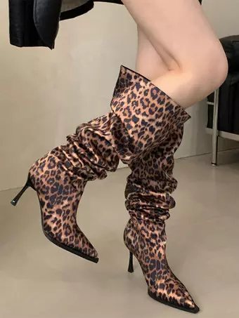 Public Desire - Nova - Stivali A Punta Al Ginocchio Marrone Cioccolato Con Tacco Alto