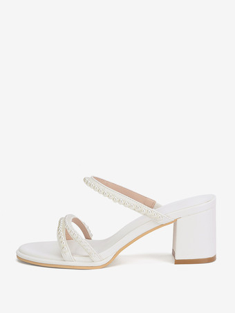 ホワイトウェディングミュール、オープントゥパール、チャンキーヒール、ブライズメイドシューズ