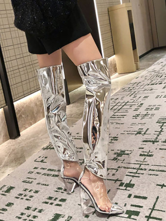 シルバーのオーバーニーブーツ、メタリックポインテッドトゥ、チャンキーヒール、サイハイブーツ