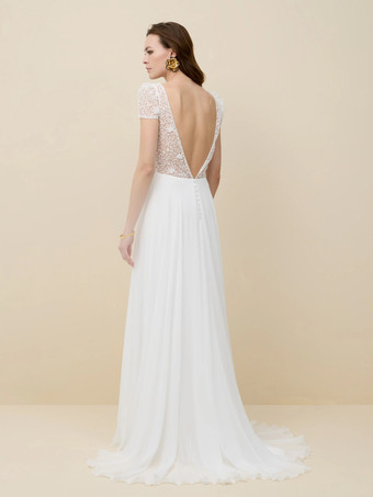 ボヘミアンウェディングドレス、ネックラインのデザイン、半袖、トレーン付きレースブライダルガウン